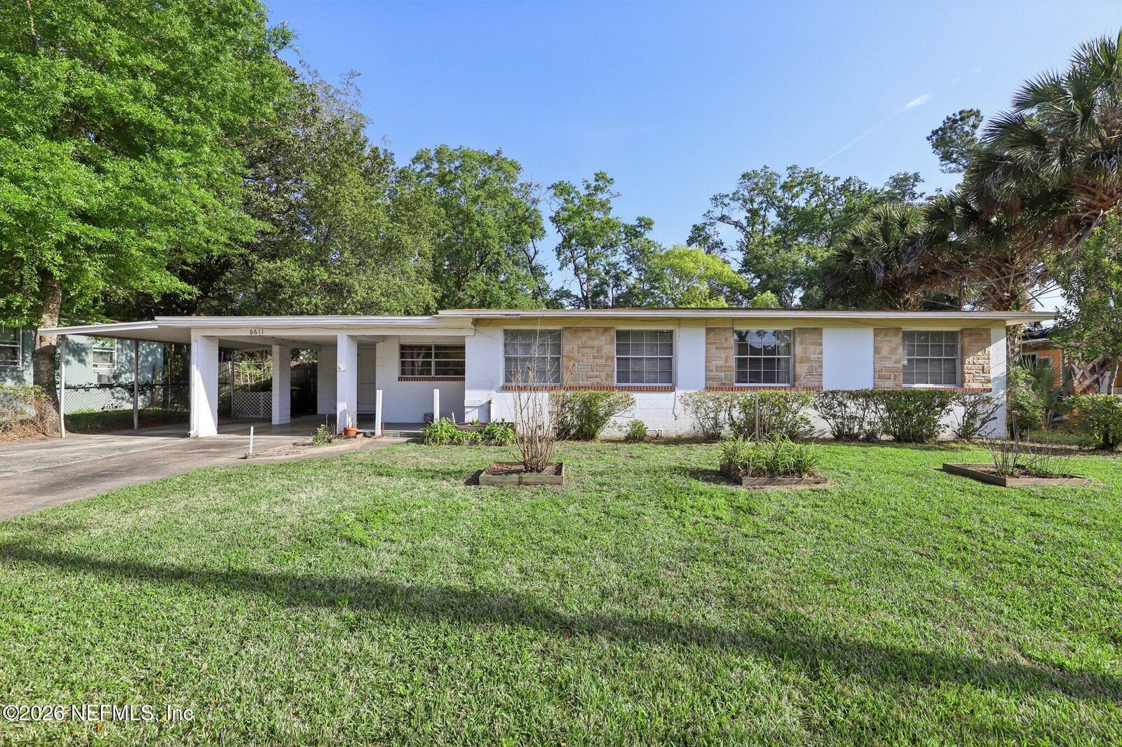 Property Photo:  6611 Romilly Drive  FL 32210 