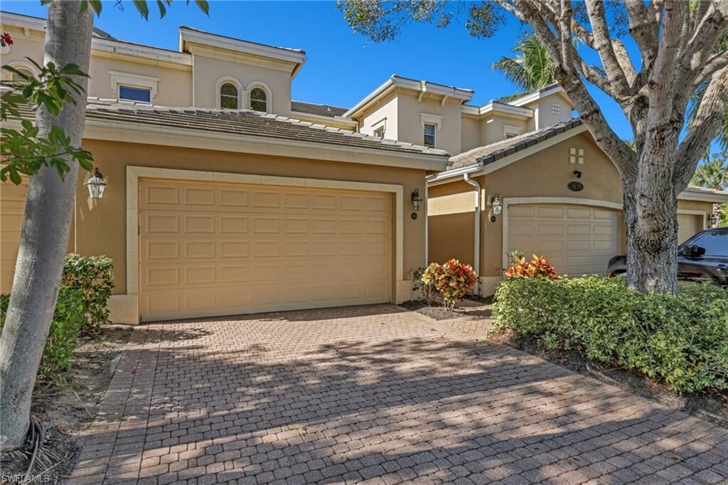 Property Photo:  3031 Marengo Ct 203  FL 34114 