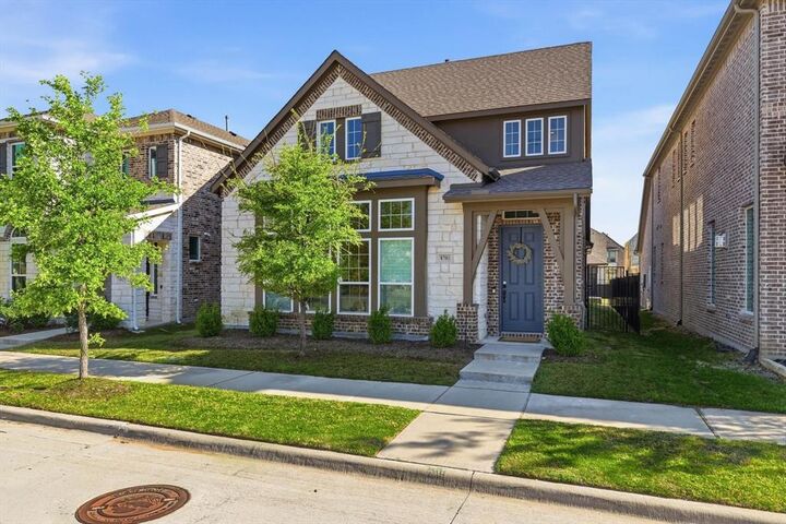 Property Photo:  8701 Bethpage Drive  TX 75070 