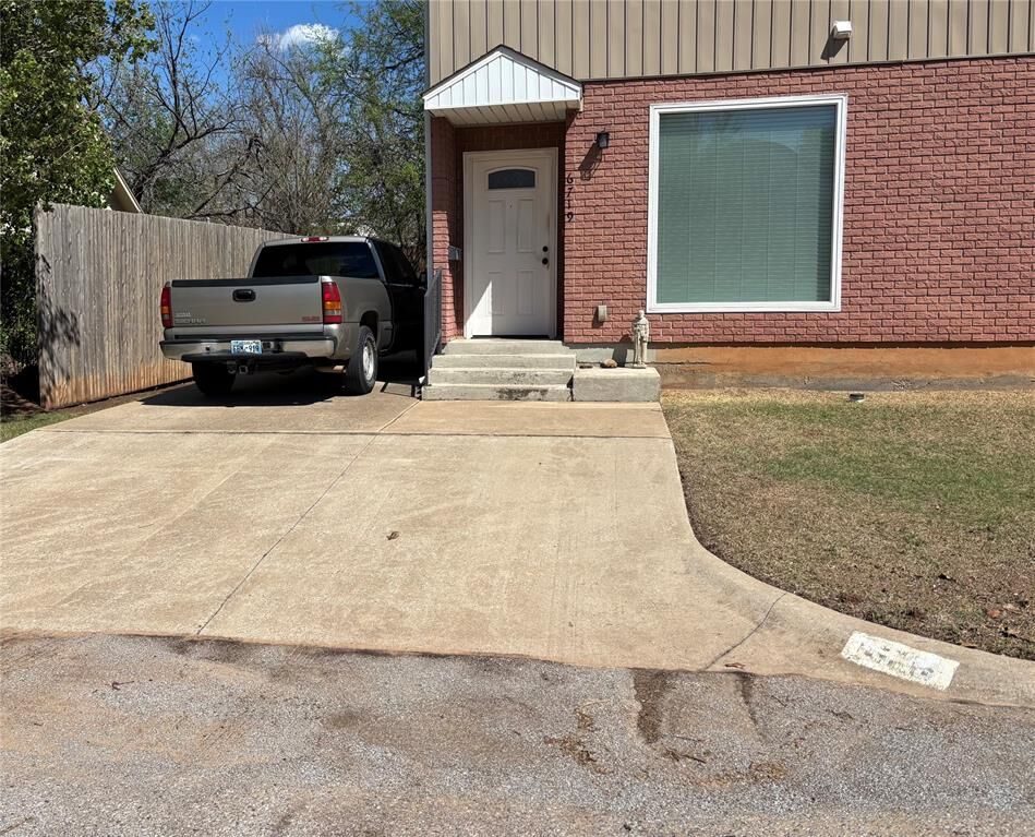 Property Photo:  6719 NW 37th Street  OK 73008 