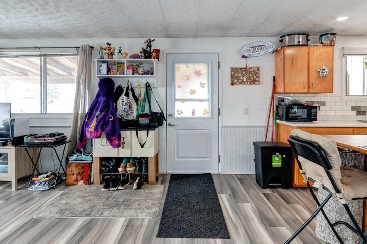 Photo de la propriété:  93 Huntstrom Drive NE  AB T2K 5V5 