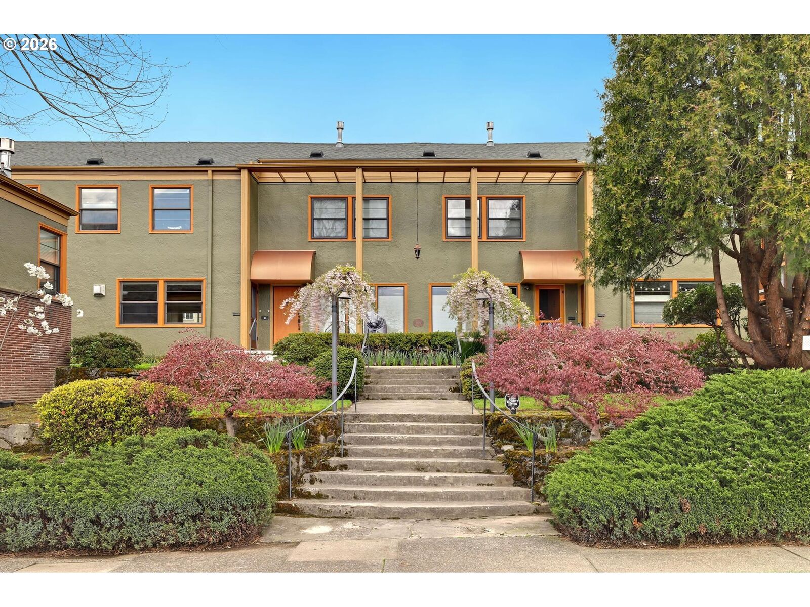 Property Photo: 2025 SE Caruthers St 11 OR 97214