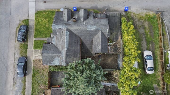 Property Photo:  1817  34th Street  WA 98201 