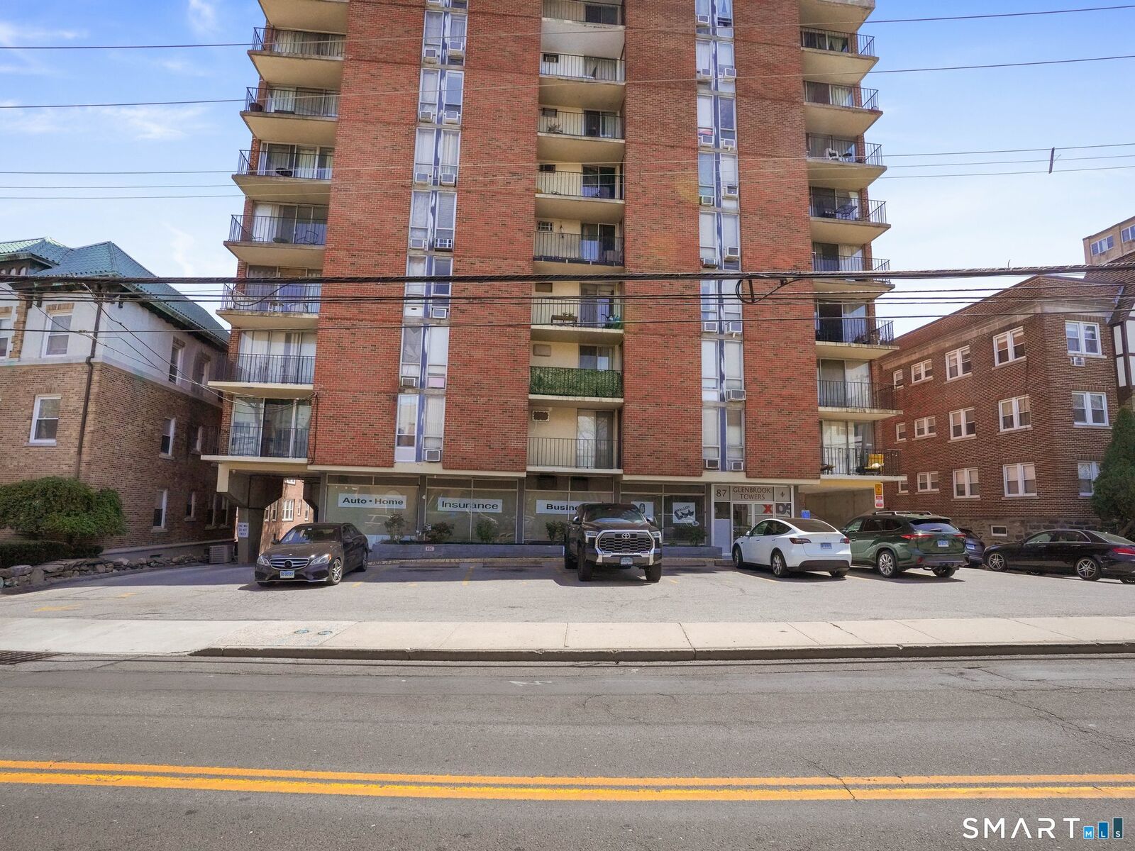 Property Photo:  87 Glenbrook Road 3B  CT 06902 