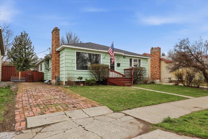 Property Photo:  3914 E 24th Ave  WA 99223 