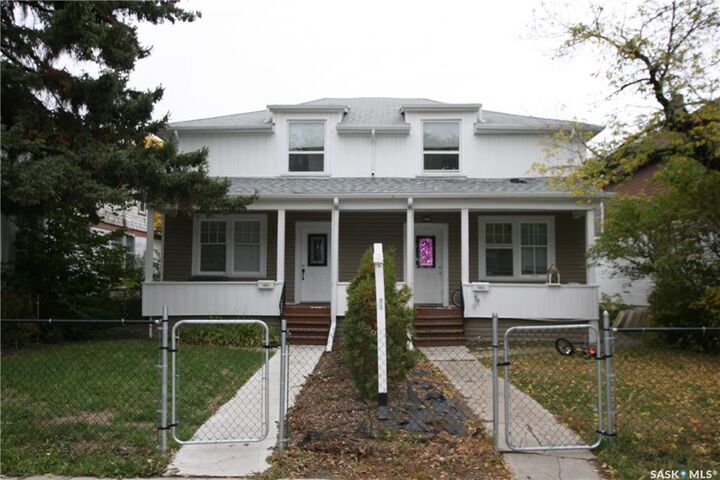 Property Photo: 1441 Argyle Street SK S4T 3S2