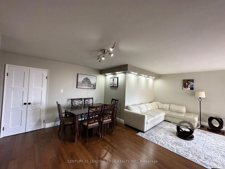 Property Photo:  195 Wynford Drive 802  ON M3C 3P3 
