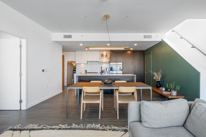 Property Photo: 210 E 5th Avenue 802 BC V5T 0K1