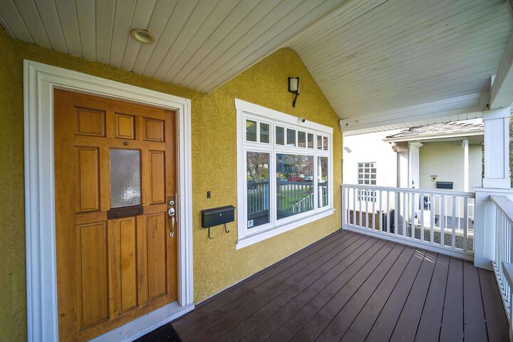 Property Photo: 2862 W 22nd Avenue BC V6L 1M6