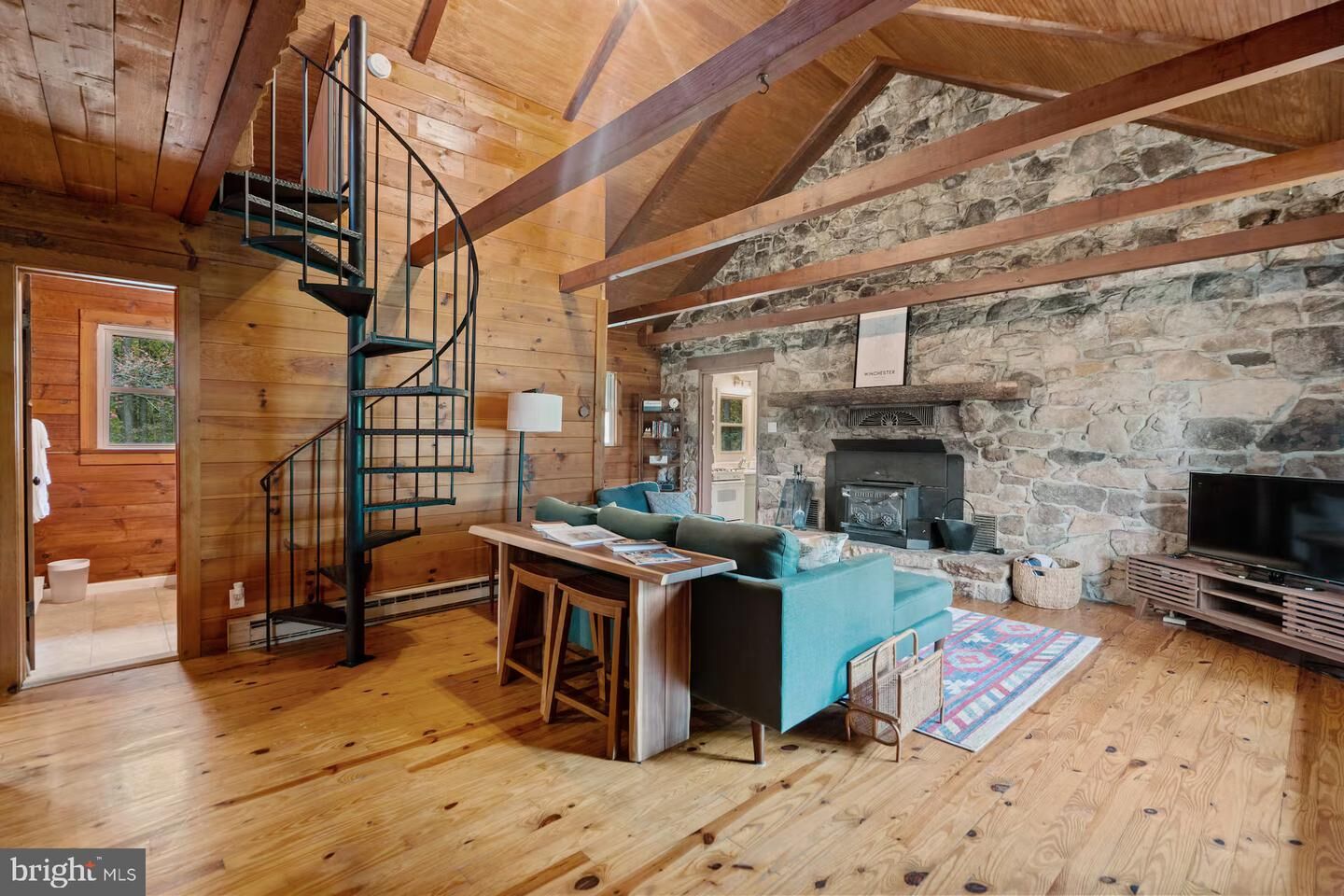 Property Photo: 105 Apache Trail VA 22602