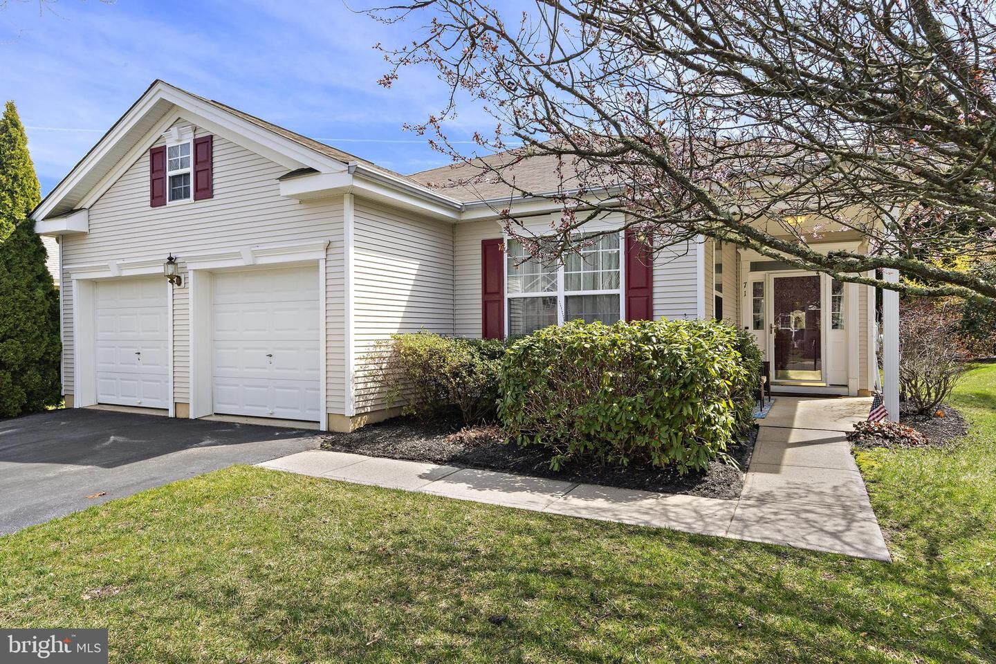 Property Photo: 71 Golf View Drive NJ 08087