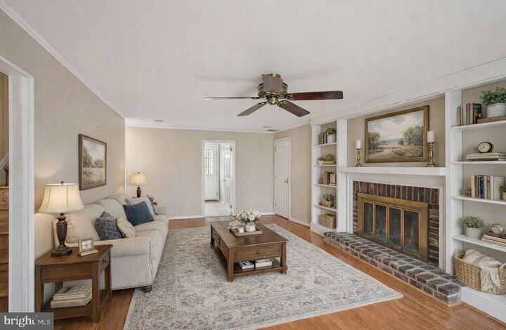 Property Photo: 414 Longwood Drive PA 19341