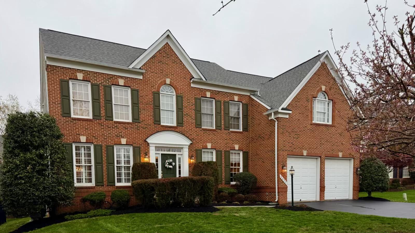 Property Photo:  5422 Sherman Oaks Court  VA 20169 