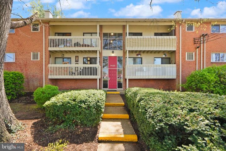 Property Photo:  7423 Little River Turnpike 202  VA 22003 