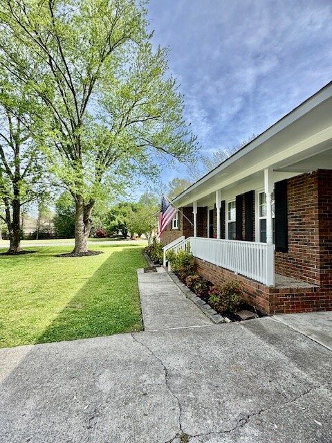 Property Photo: 1701 Dug Gap Road GA 30720