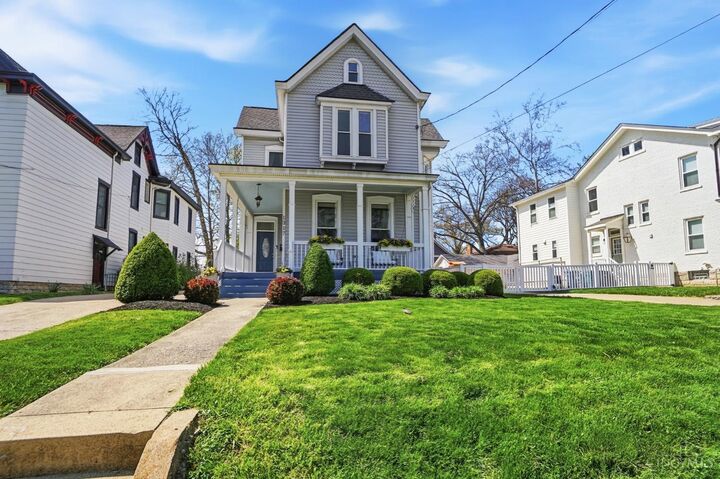 Property Photo:  1317 Grace Avenue  OH 45208 