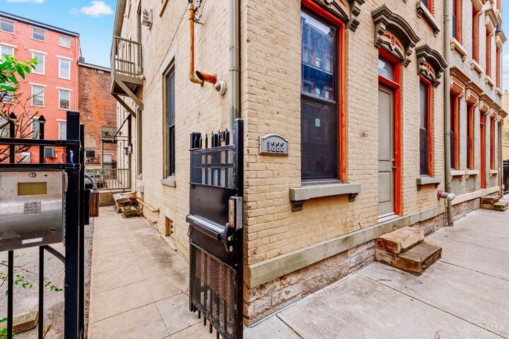 Property Photo: 1222 Republic Street OH 45202