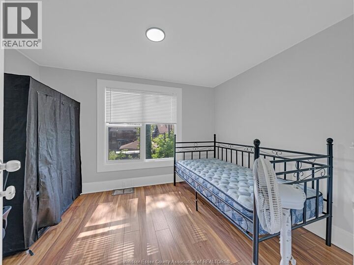 Property Photo:  353 Indian Road 5  ON N9E 2M1 