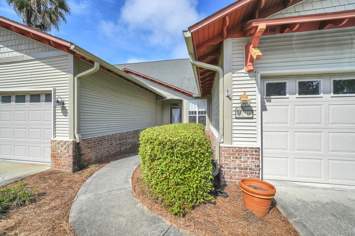 Property Photo: 49 Corte Palma # 70-A FL 32459