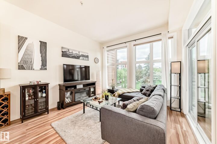 Property Photo: 10531 117 Street NW 303 AB T5H 0A8