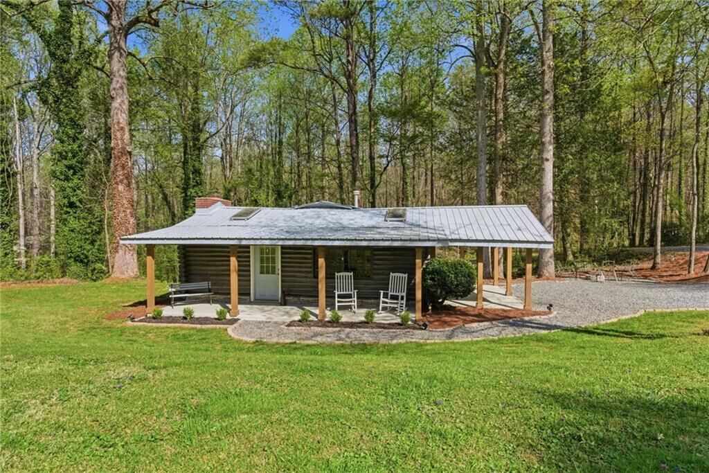 Property Photo: 181 Pinecone Lane GA 30114