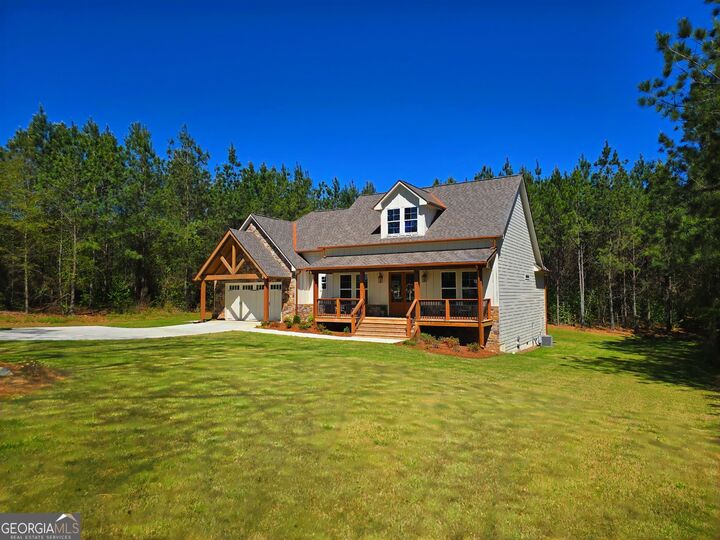 Property Photo: 136 Rainey Road GA 30179
