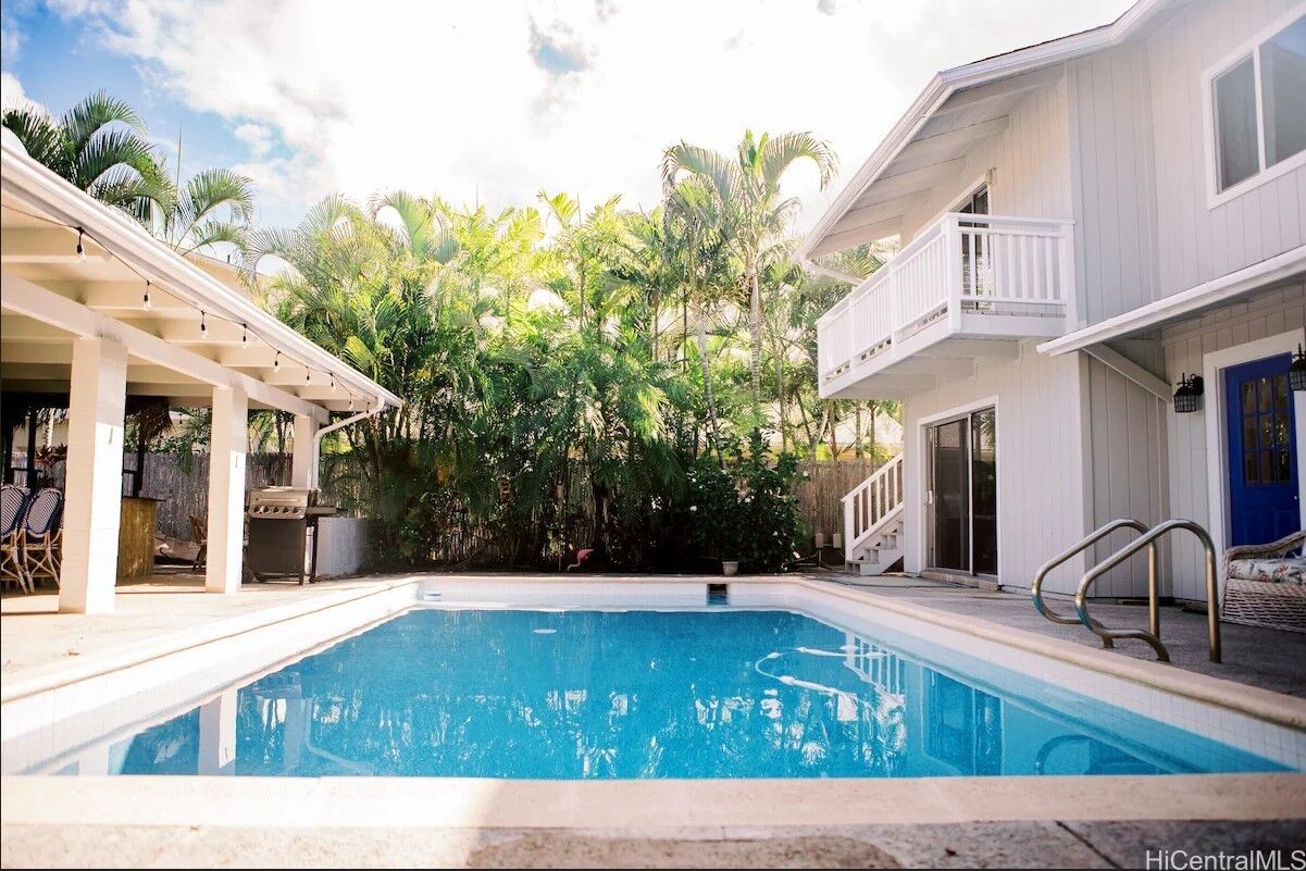 Property Photo:  952 Holoholo Street  HI 96734 