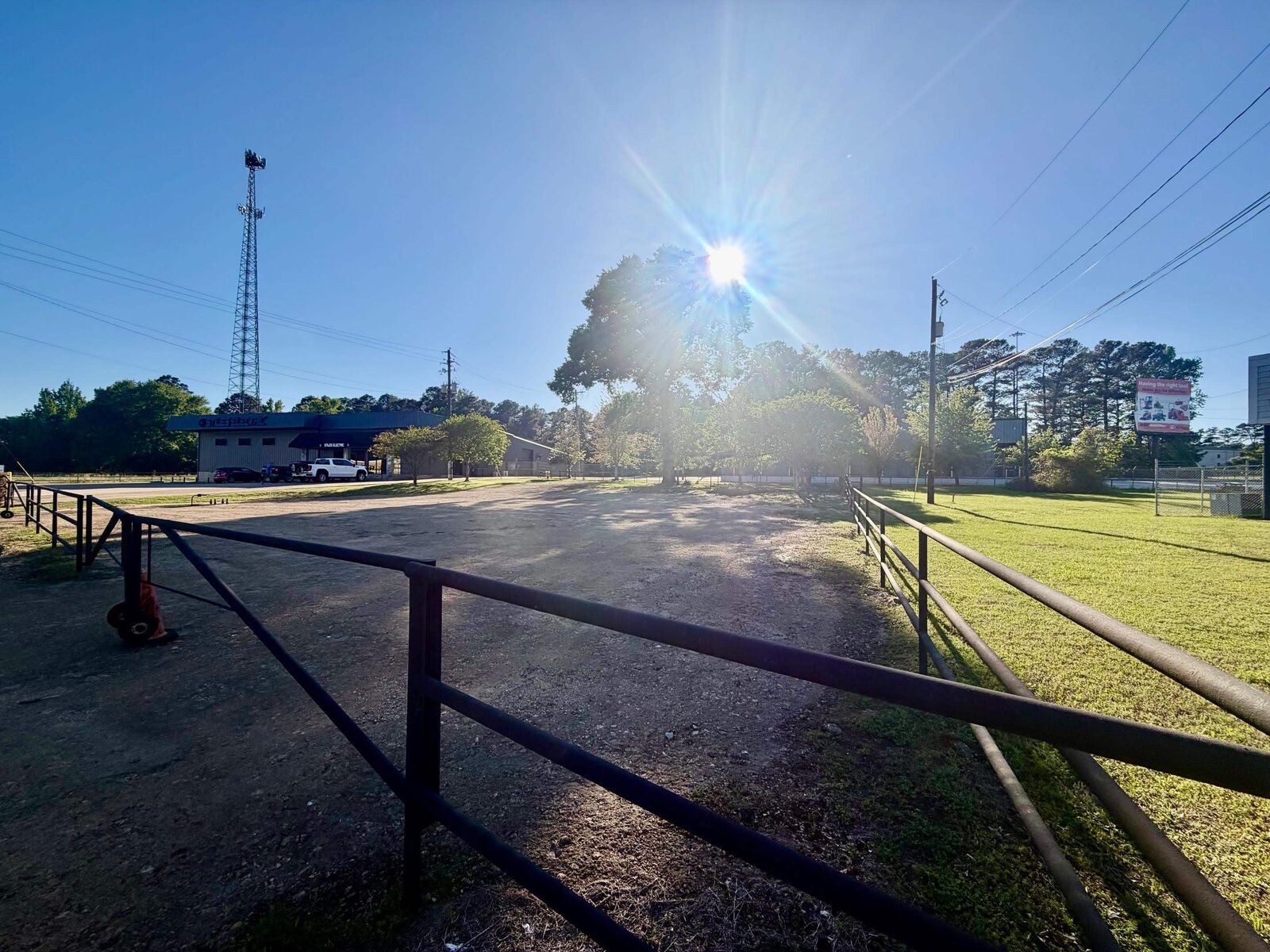 Property Photo: 3605 S Eastman TX 75602