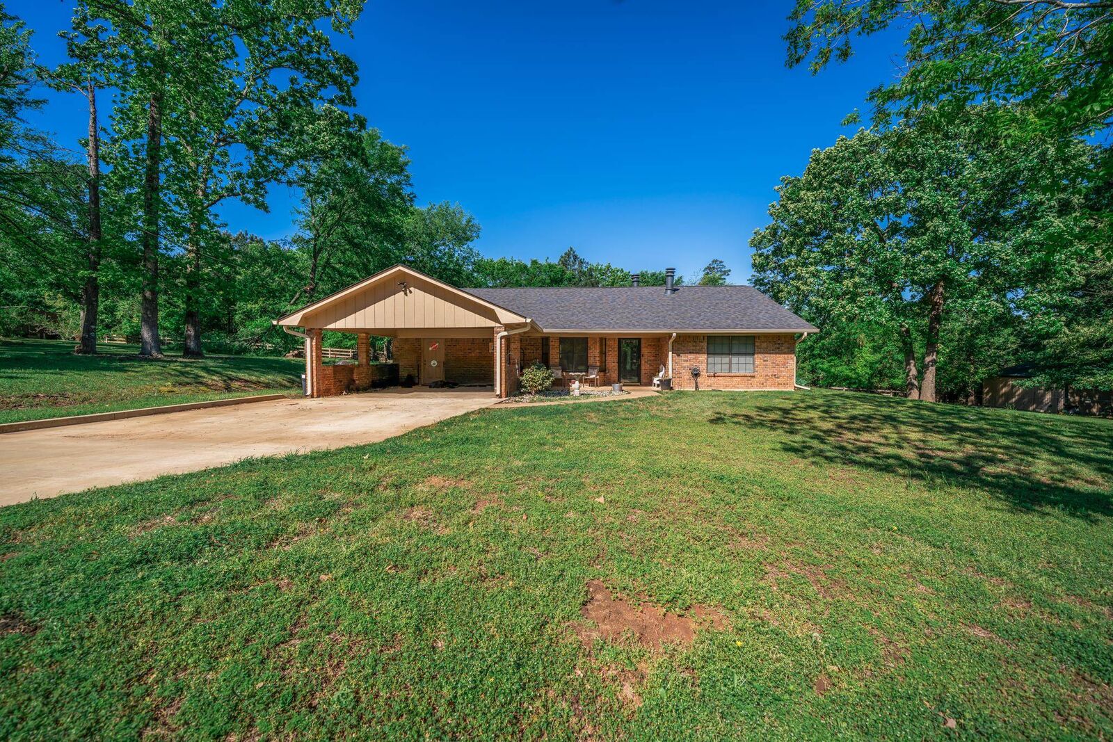 Property Photo: 167 L Lee St. TX 75605