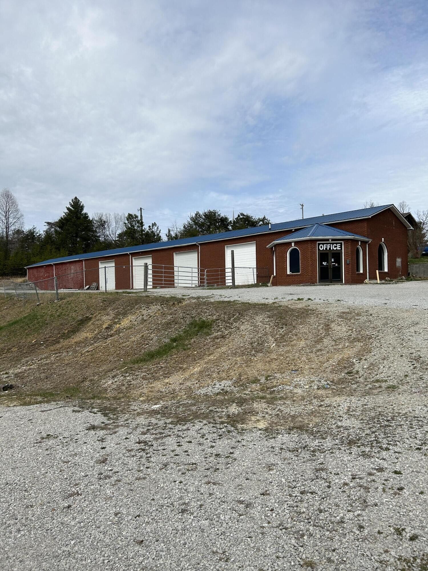Property Photo:  9025 S U.s. Highway 25  KY 40701 