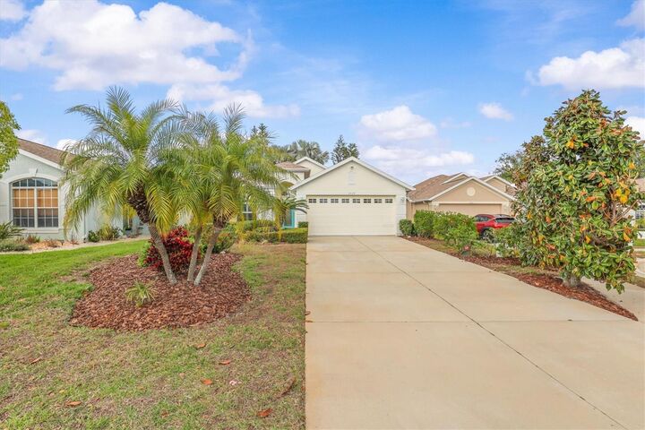Property Photo:  2529 Sandy Hill Court  FL 34691 
