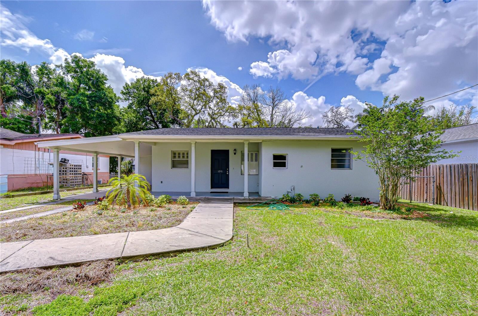 Property Photo: 1511 E North Street FL 33610