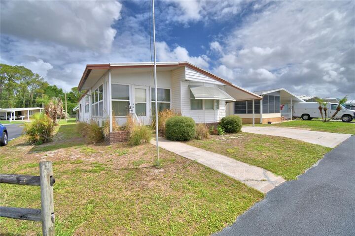 Property Photo: 4155 Sprucewood Street FL 33880