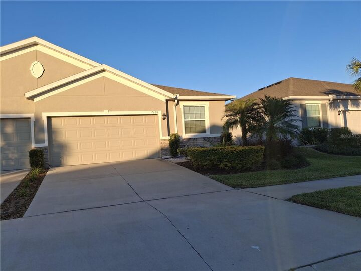 Property Photo: 7891 Stonebrook Circle FL 33545