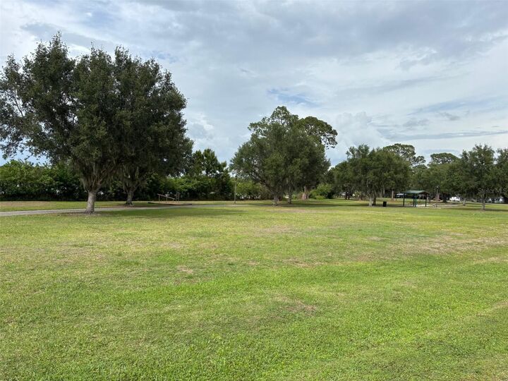 Property Photo:  3790 Avenue U NW  FL 33881 