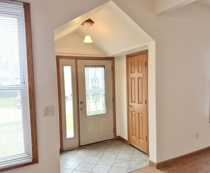 Property Photo: 1408 Creve Coeur Street IL 61301