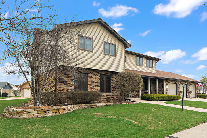 Property Photo: 16748 Richards Drive IL 60477