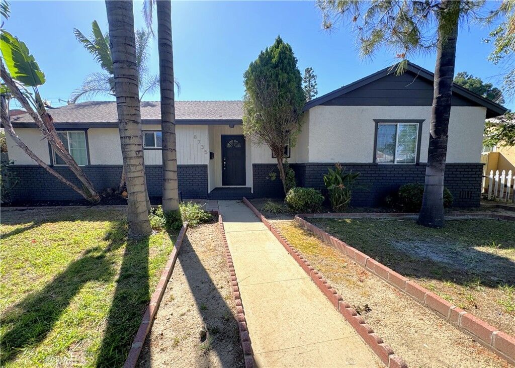 Property Photo:  8735 Corbin Avenue  CA 91324 