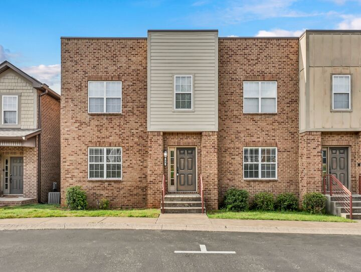 Property Photo:  94 Promontory Ln  TN 37040 