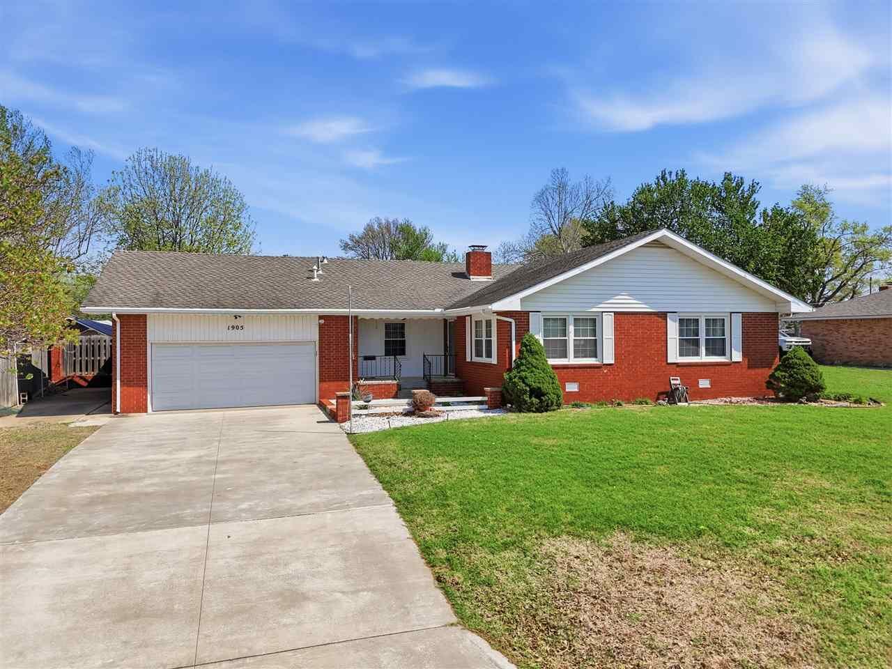 Property Photo:  1905 El Camino  OK 74604 