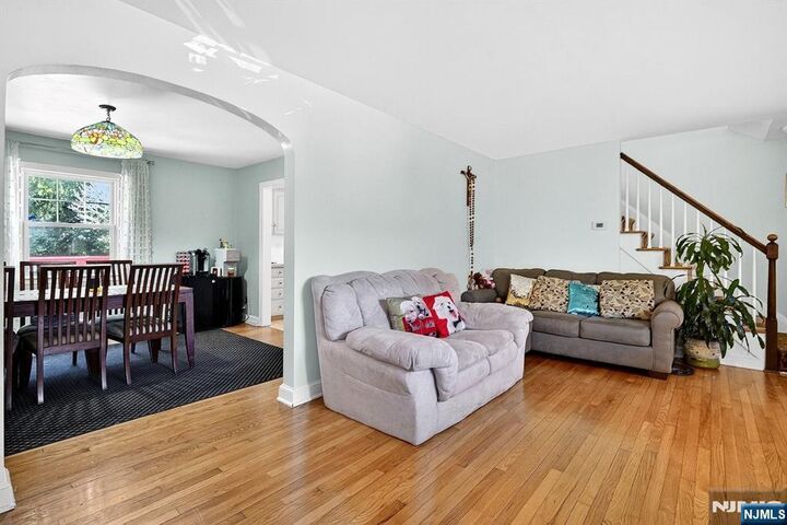 Property Photo:  10 North Drive  NJ 08816 