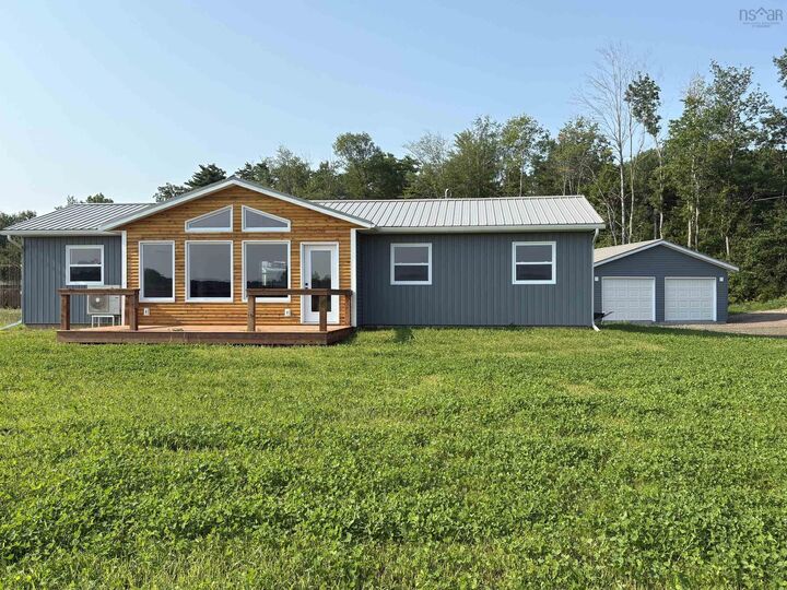 668 Whitman Road Ward/Whitman — photo 1