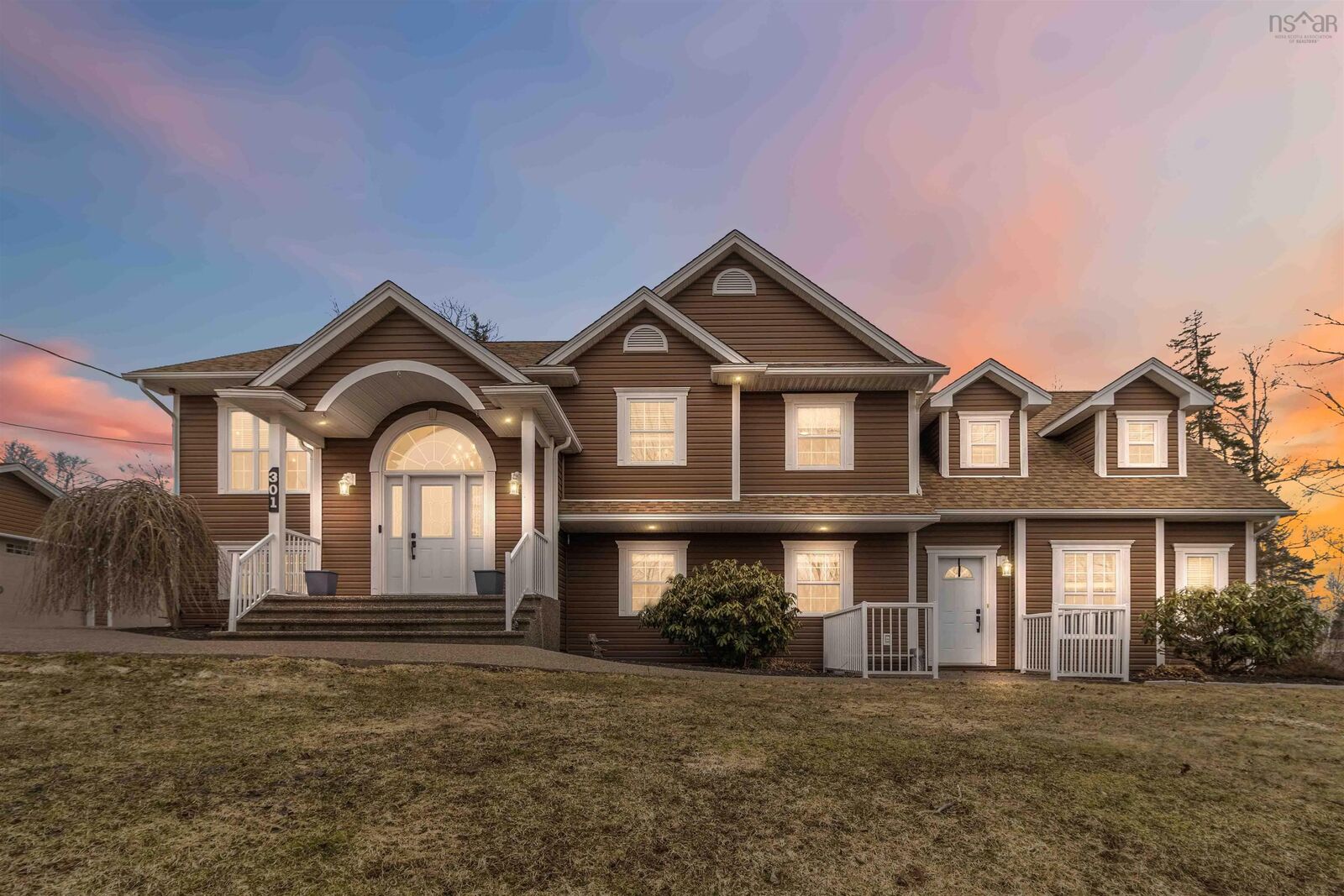 Property Photo: 301 Preakness Crescent NS B2T 1W8