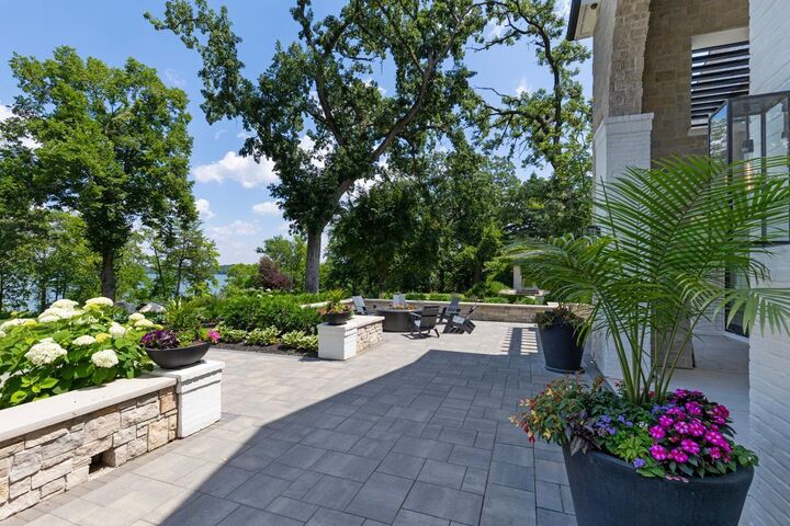 Property Photo:  4889 E Lake Harriet Parkway  MN 55419 