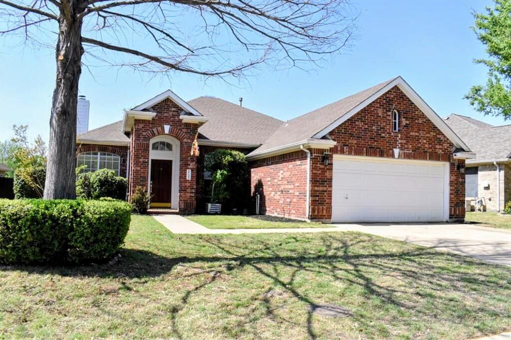 Property Photo:  3732 Ranchman Boulevard  TX 76210 