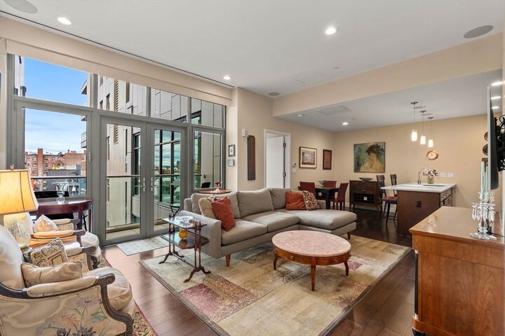 Property Photo:  43 Westland Ave 605  MA 02115 