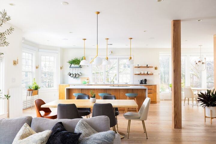 Property Photo:  102 Fuller St 2  MA 02446 