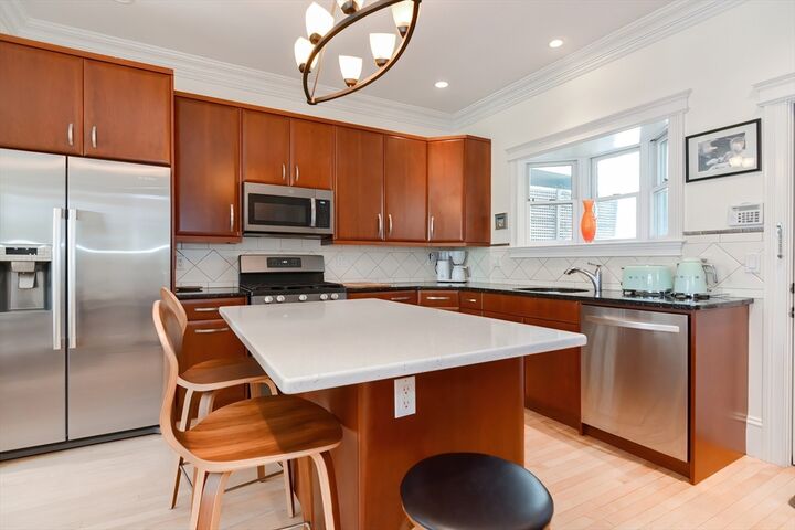 Property Photo:  3 Forest St 3  MA 02461 