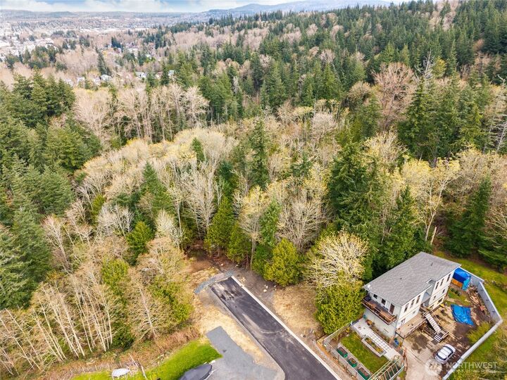 Property Photo: 813 41st WA 98229