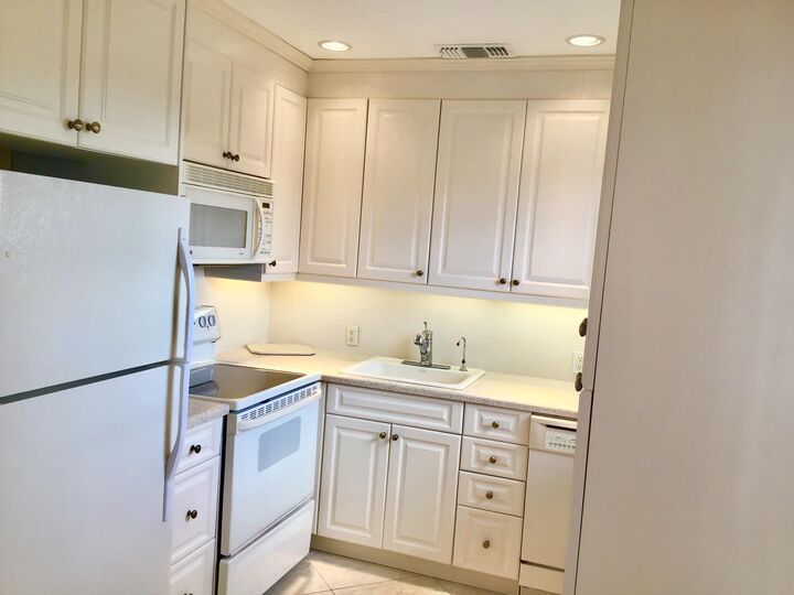 Property Photo:  336 Brighton H  FL 33434 